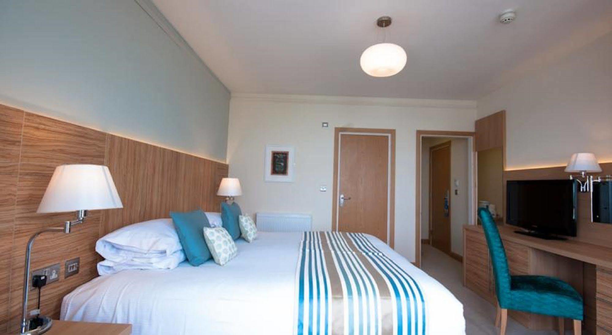 Fistral Beach Hotel And Spa - Adults Only New Quay Dış mekan fotoğraf